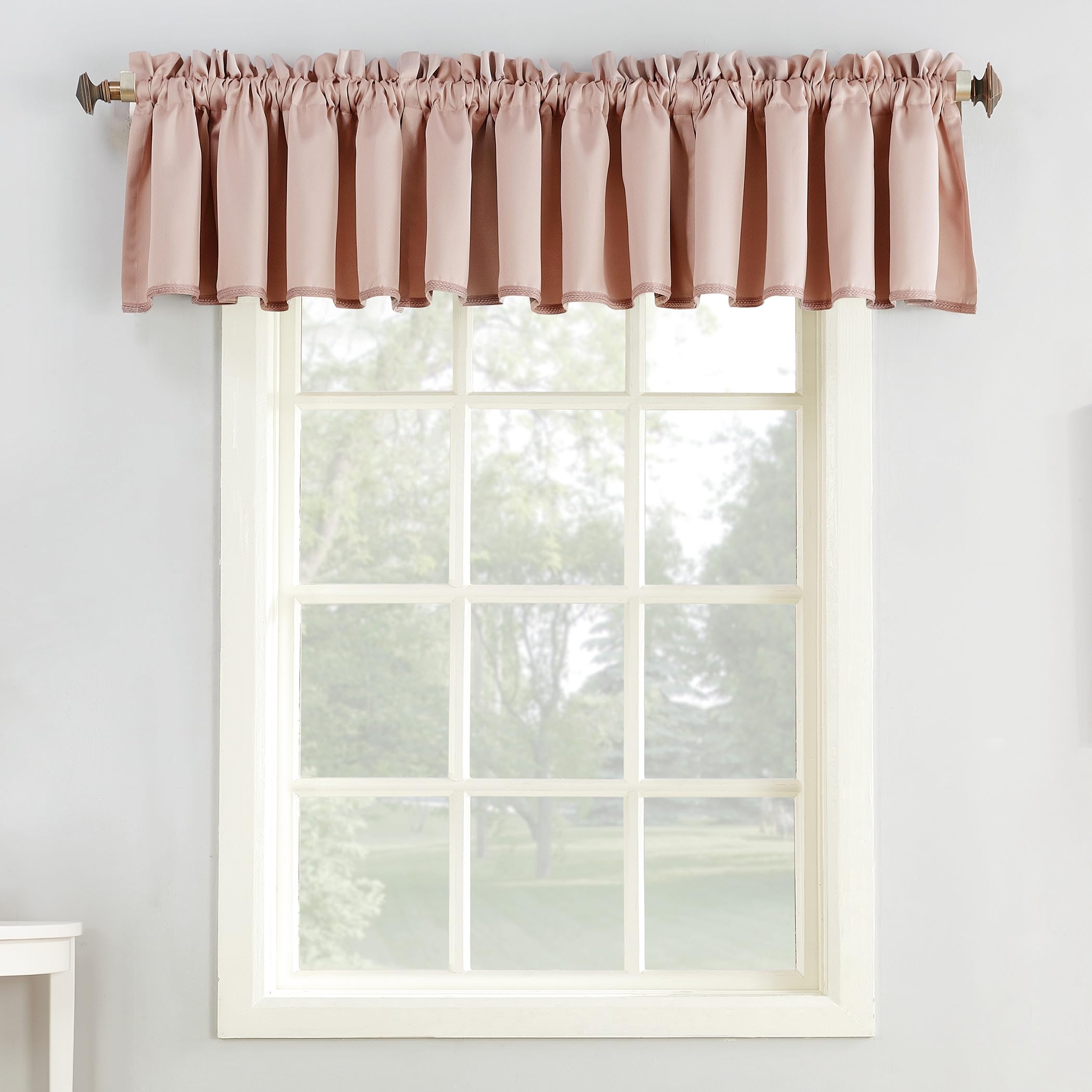 Sun Zero Barrow Energy Efficient Rod Pocket Curtain Single Valance