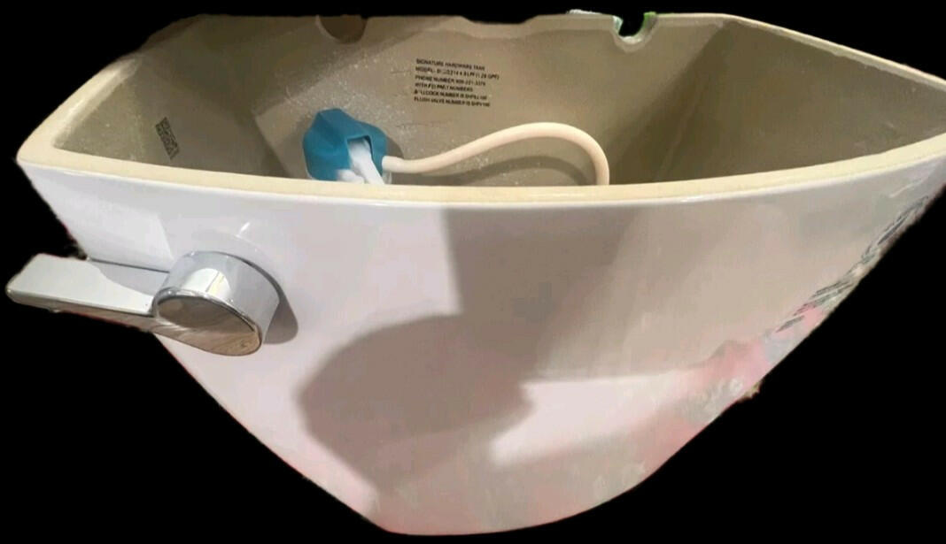 Signature Hardware SHBD214WH Replacement Bradenton 14" Rough-In Toilet Tank,Lid