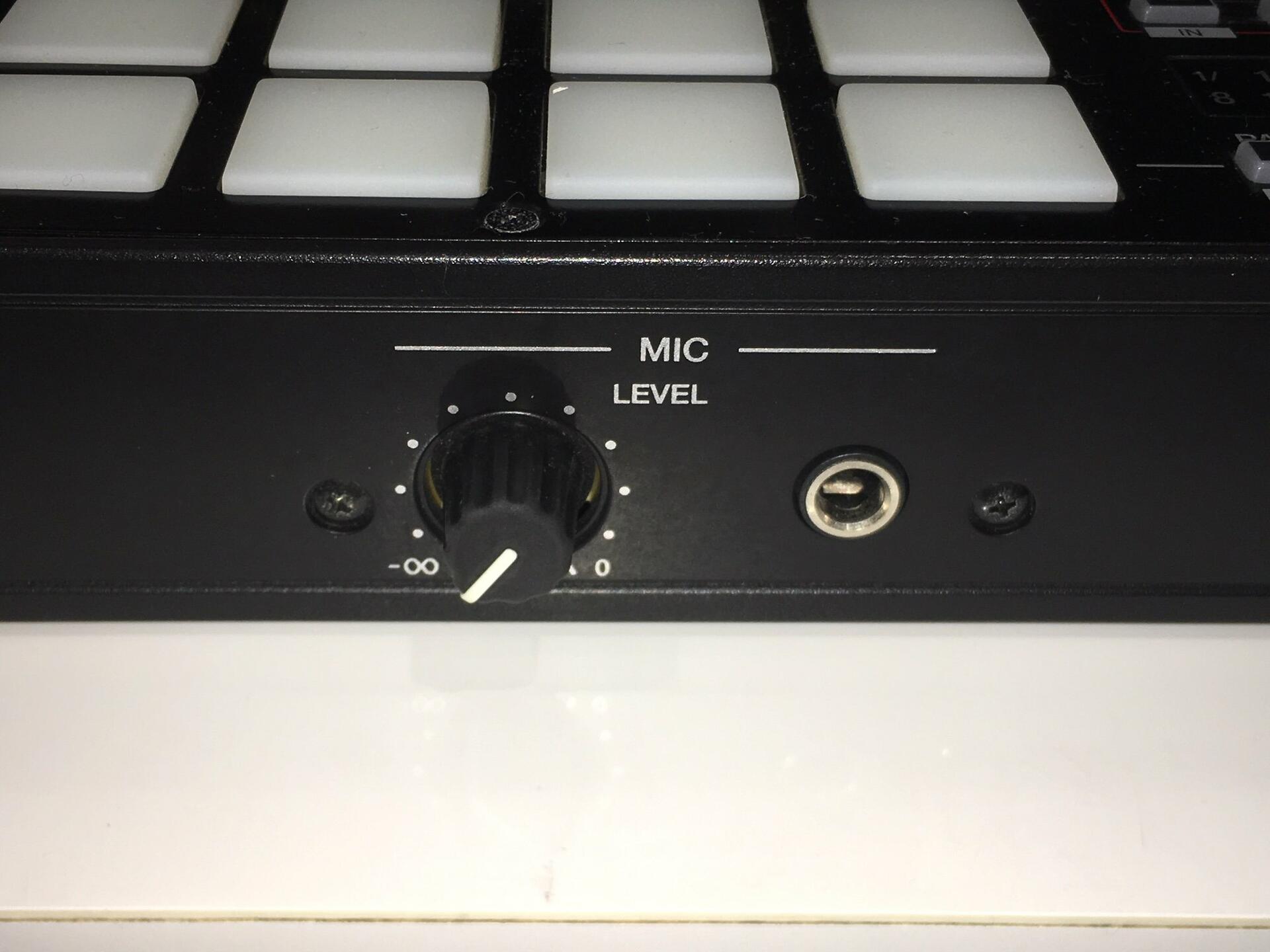 Pioneer DDJ-SR Serato DJ Controller