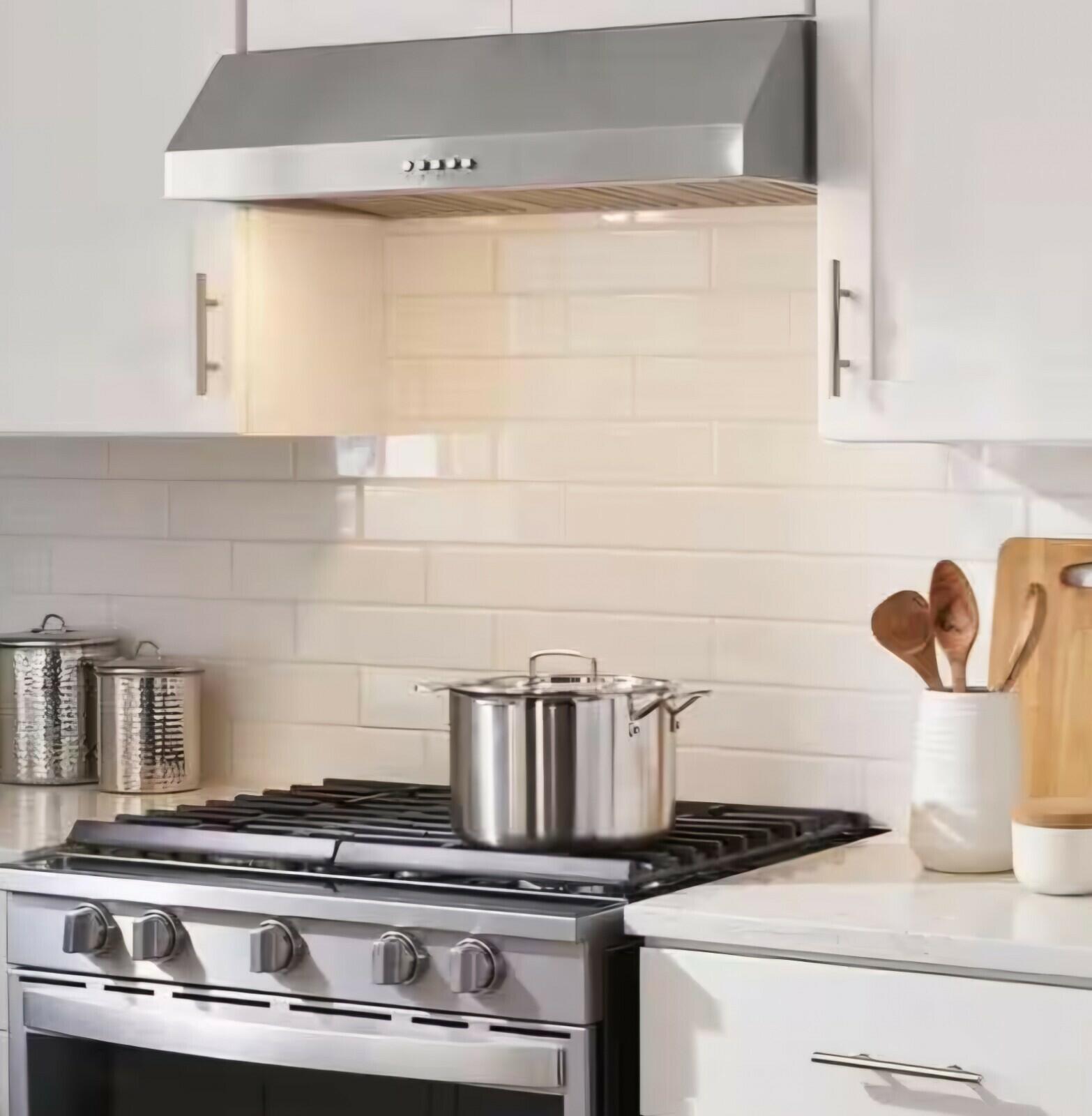 Sarela 30 in. W x 7 in. H 500CFM Convertible Under Cabinet Range Hood in