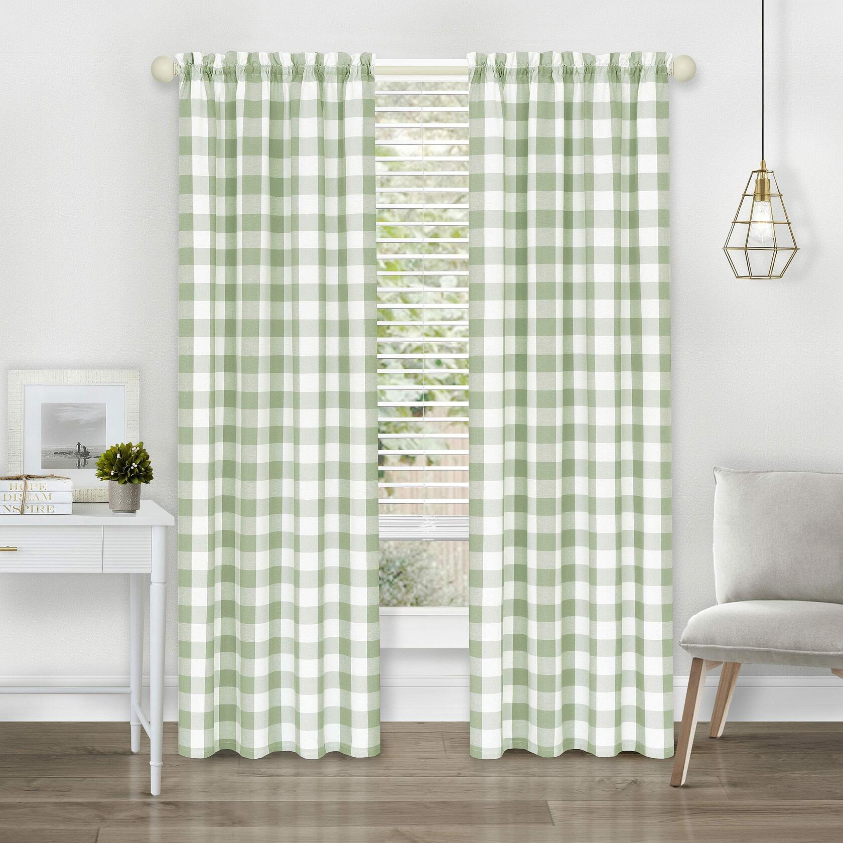 ACHIM Home Furnishings Hunter Rod Pocket Window Curtain Panel, 42" x 84", Apple Green