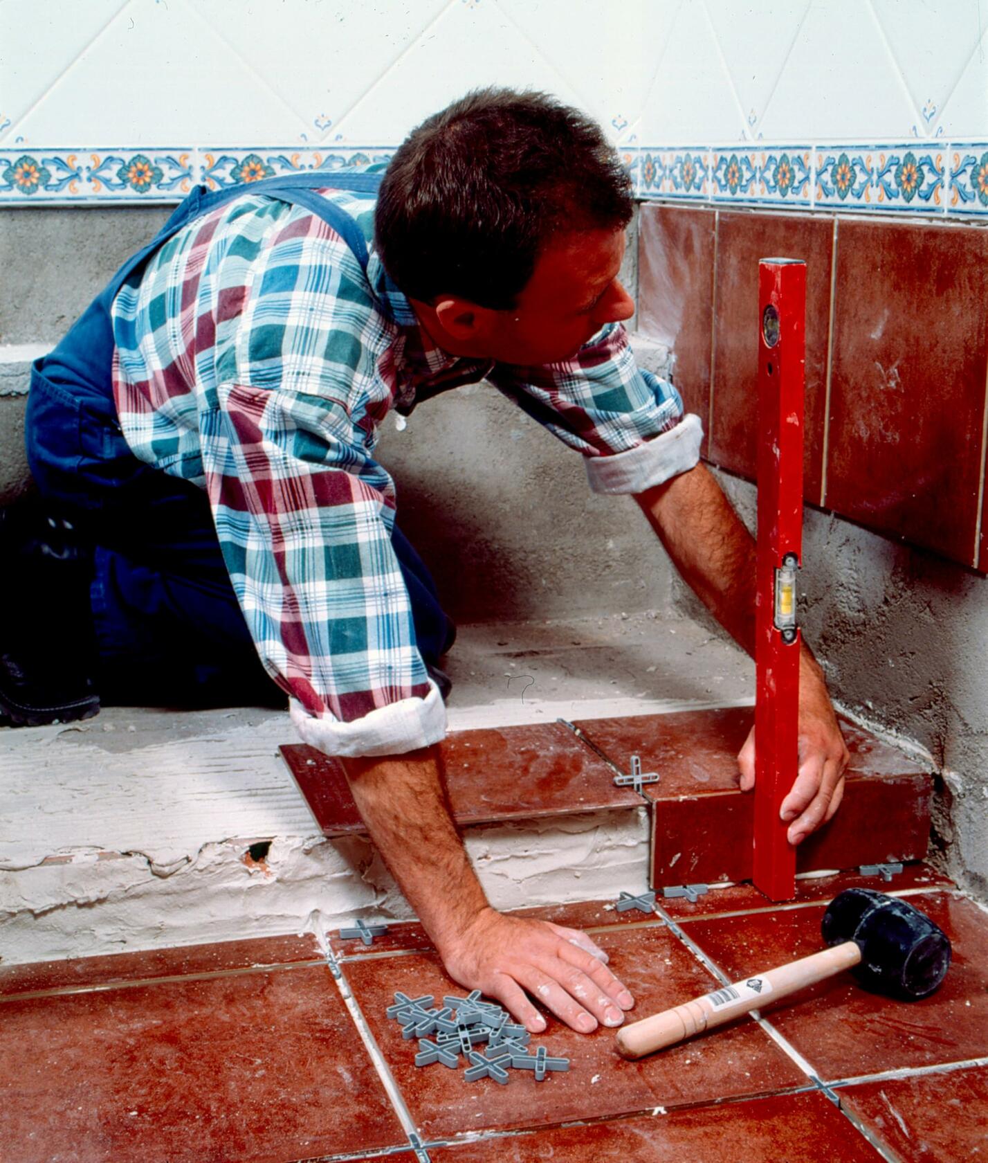 Tile Spacer 1/8" (3 mm) Jar 1000 Pieces for Precise Wall & Floor Tile Installation | High-Quality, Impurity-Free Material for Minimal Joints