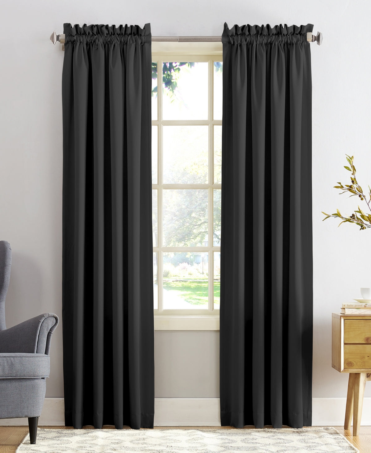 Sun Zero Kylee Energy Efficient Room Darkening Rod Pocket Curtain Panel  54  x 84   Black