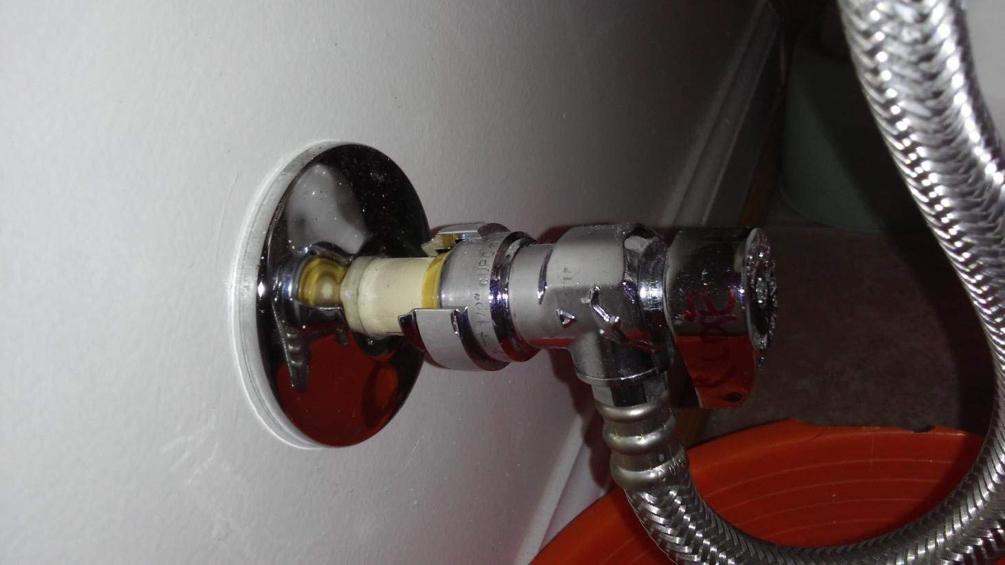 SharkBite Toilet Connection Kit with Angle Stop, Push to Connect Brass Plumbing Fittings, PEX Pipe, Copper, CPVC, PE-RT, 25088