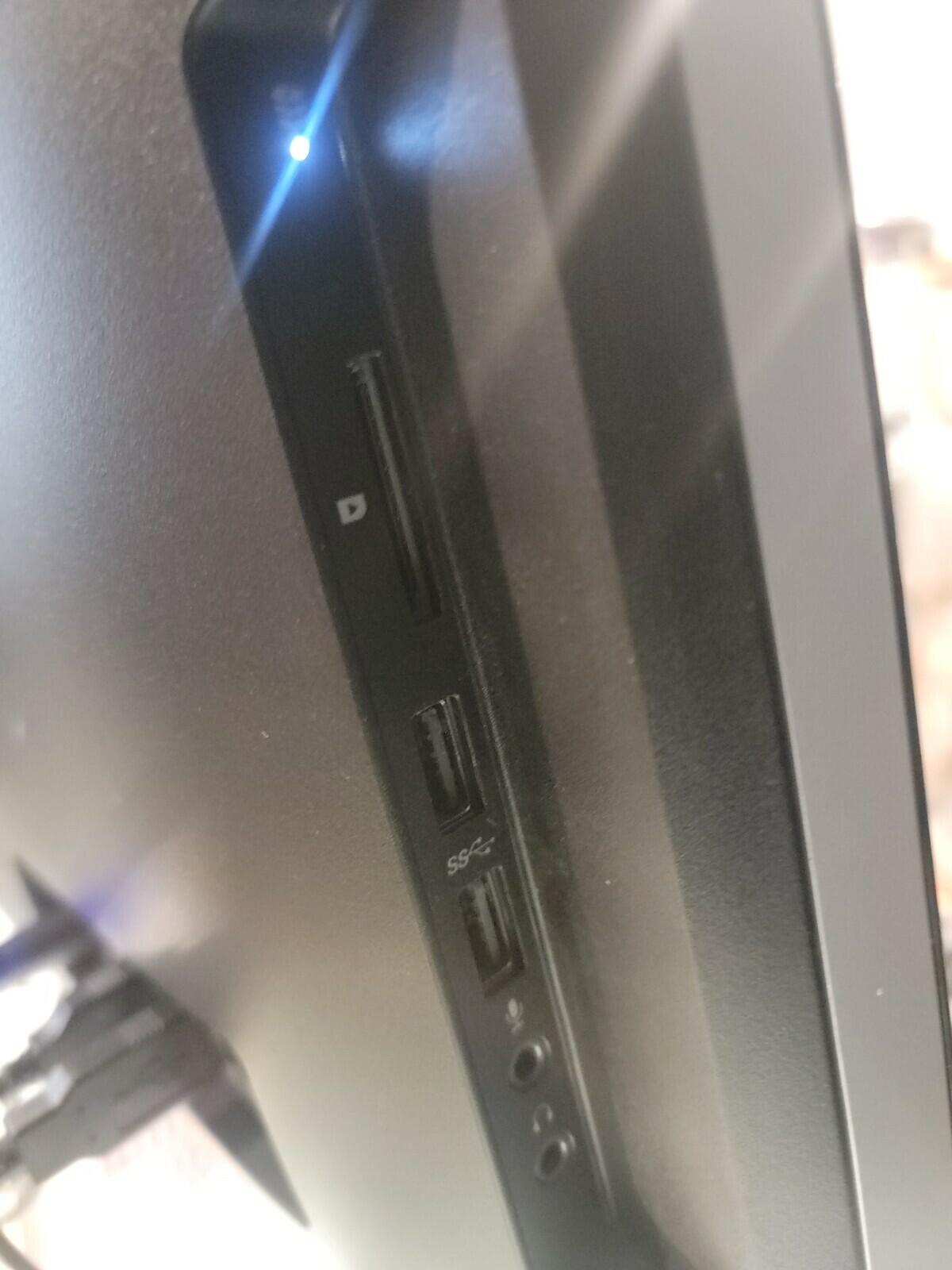 HP Pavilion 23-g017c 23in. (1TB, AMD A6-5200, 2GHz, 4GB) All-in-One Desktop -...