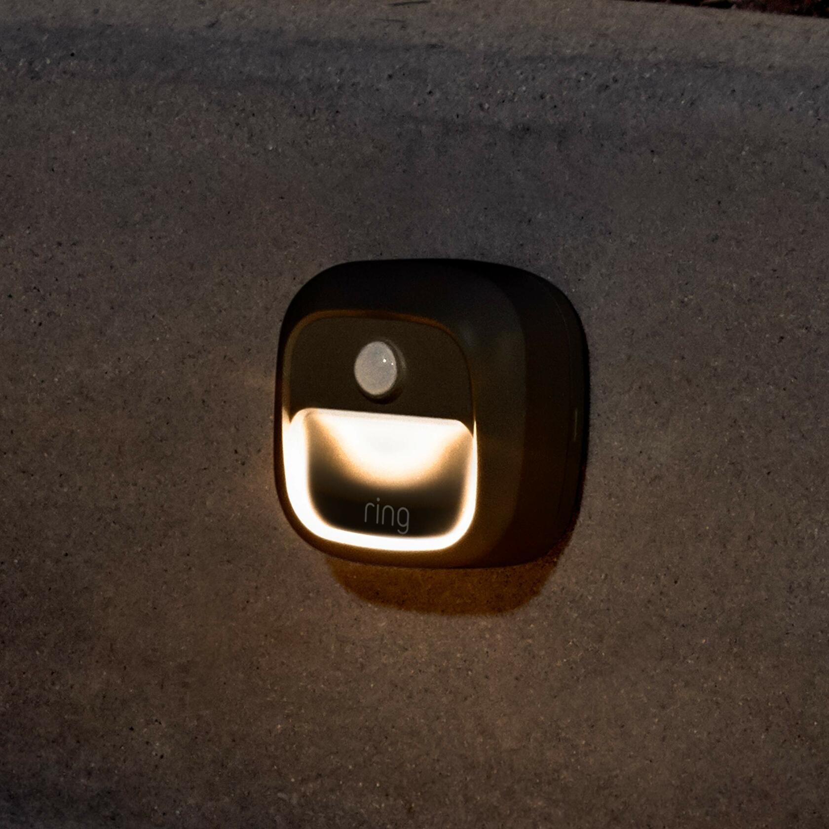 Ring Smart Lighting – Steplight, Battery-Powered, Outdoor Motion-Sensor Security Light, Black (Bridge required)