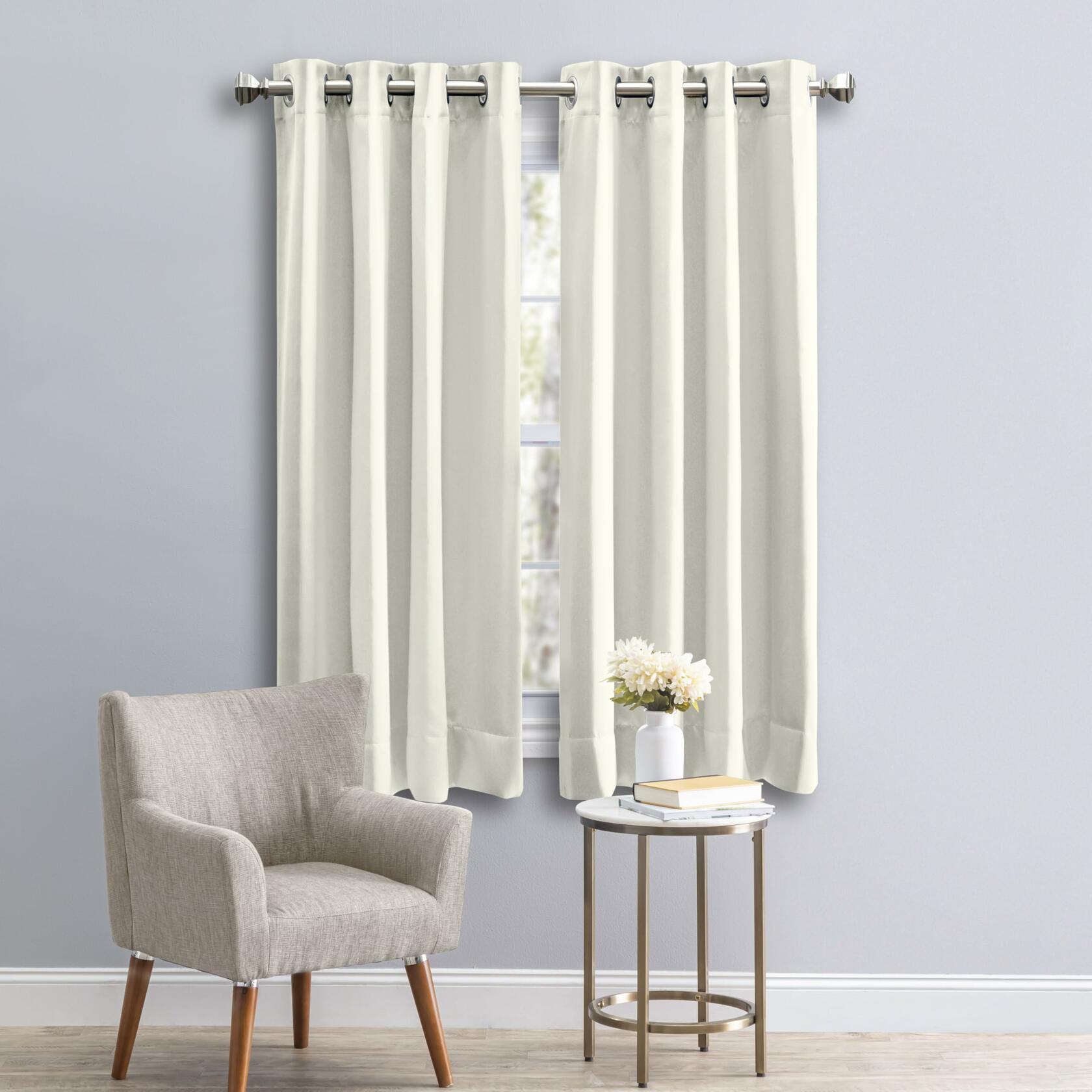 Ricardo Ultimate Blackout Grommet Panel with Wand, 56" W x 36" L, Ivory