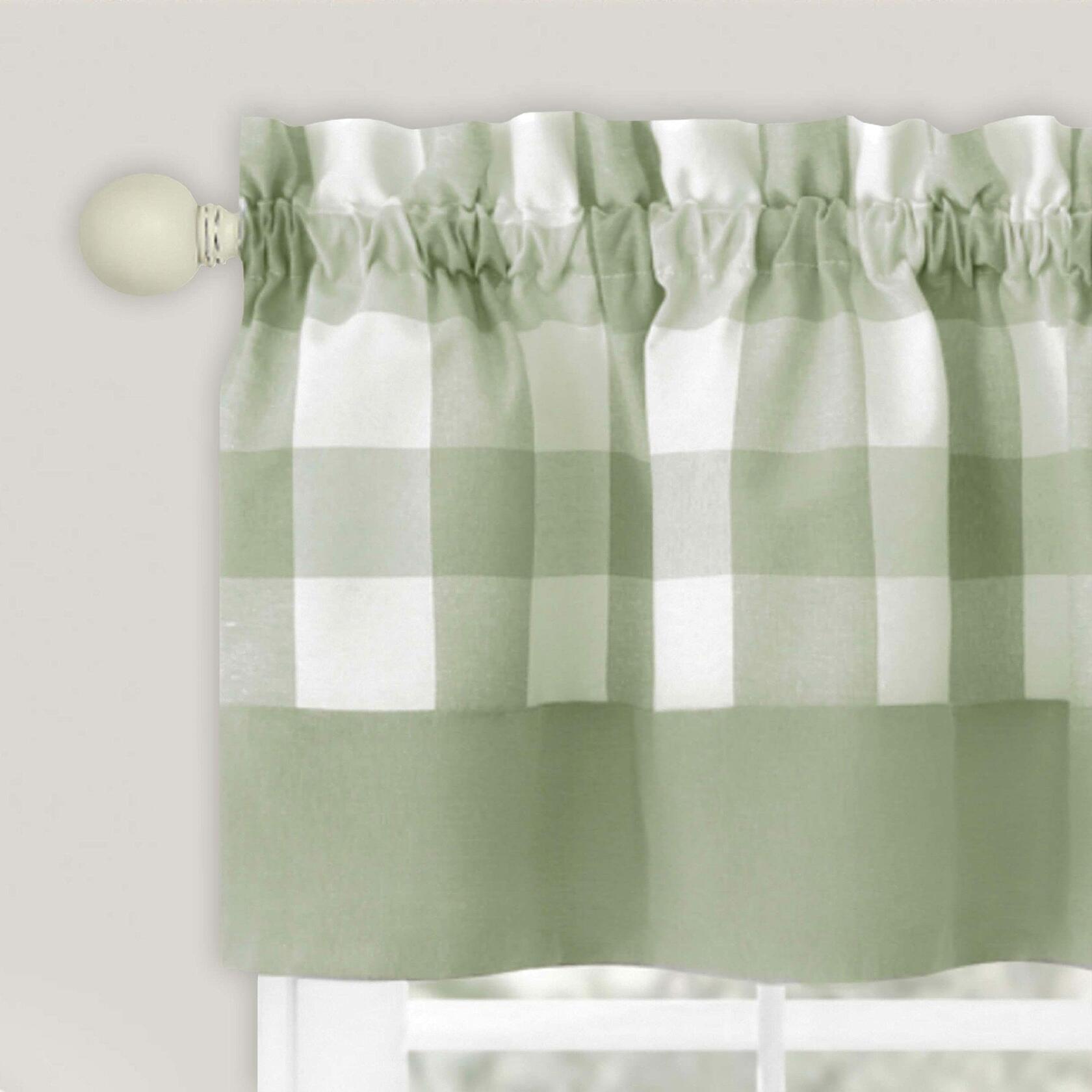 ACHIM Home Furnishings Hunter Rod Pocket Window Curtain Panel, 42" x 84", Apple Green