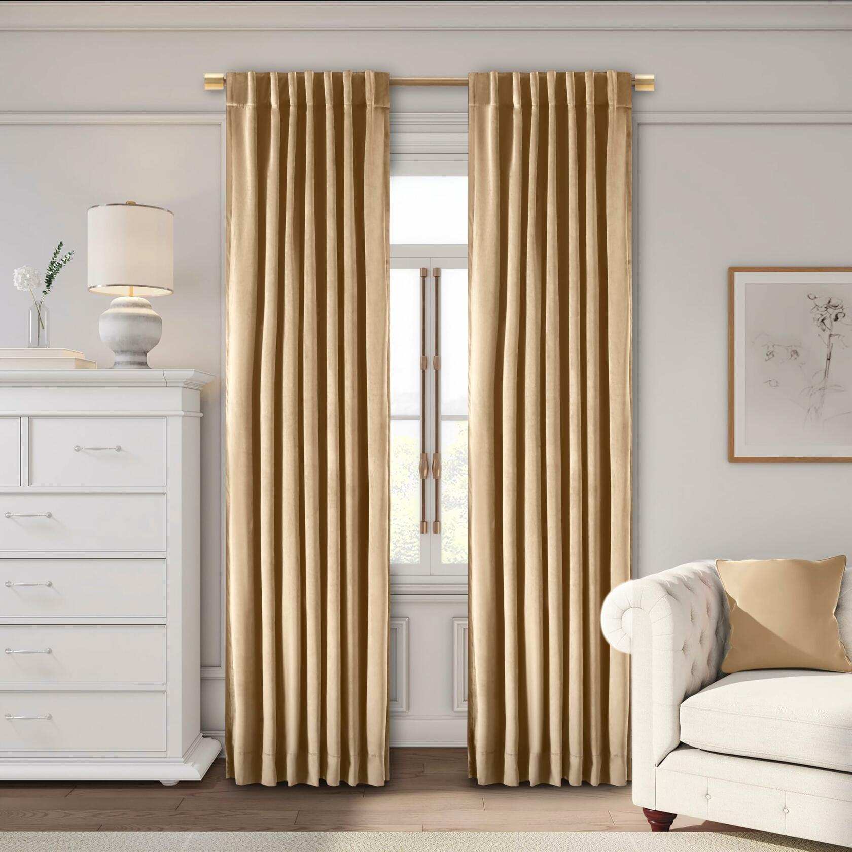 Ricardo Trading Velvet Lined RP w/BT Panel 50x84 Champagne