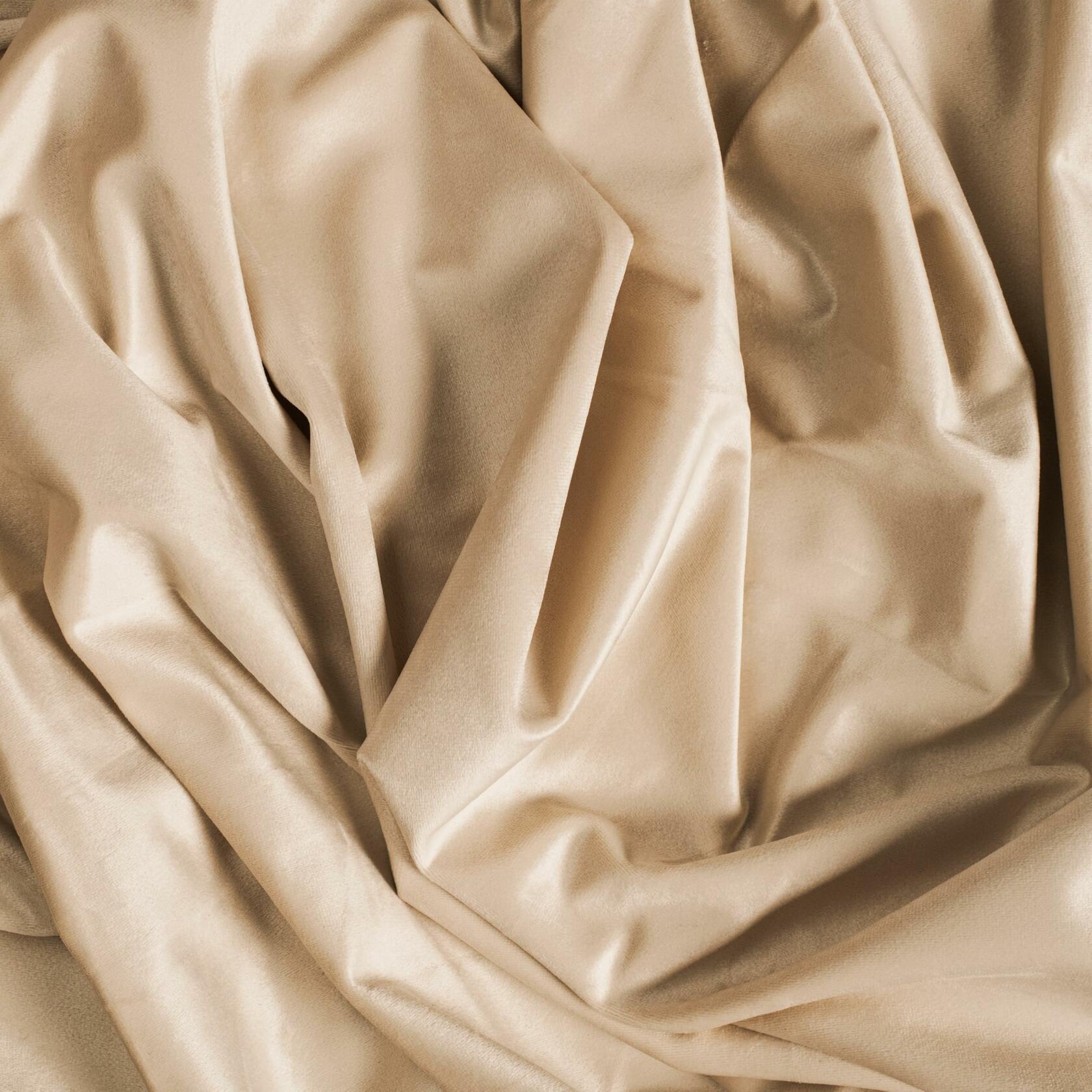 Ricardo Trading Velvet Lined RP w/BT Panel 50x84 Champagne