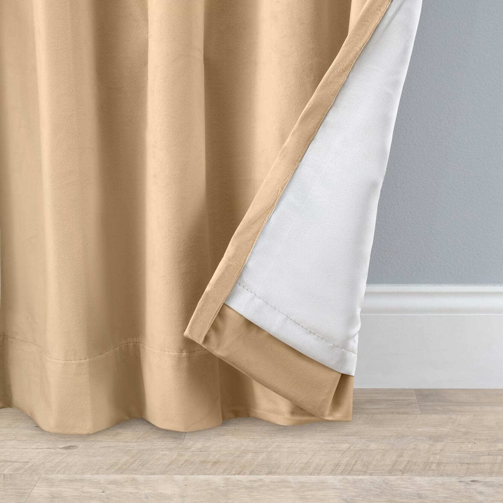 Ricardo Trading Velvet Lined RP w/BT Panel 50x84 Champagne